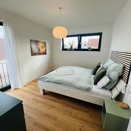 Moderne Ferienwohnung Mit Terrasse, Grill & Privatparkplatz Venningen Exterior foto