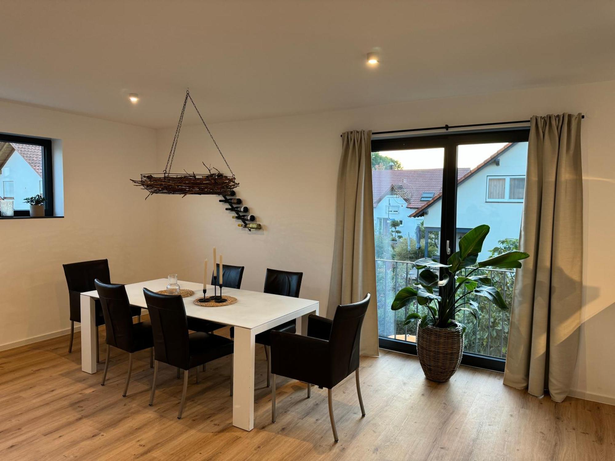 Moderne Mit Terrasse, Grill & Privatparkplatz Apartment Venningen